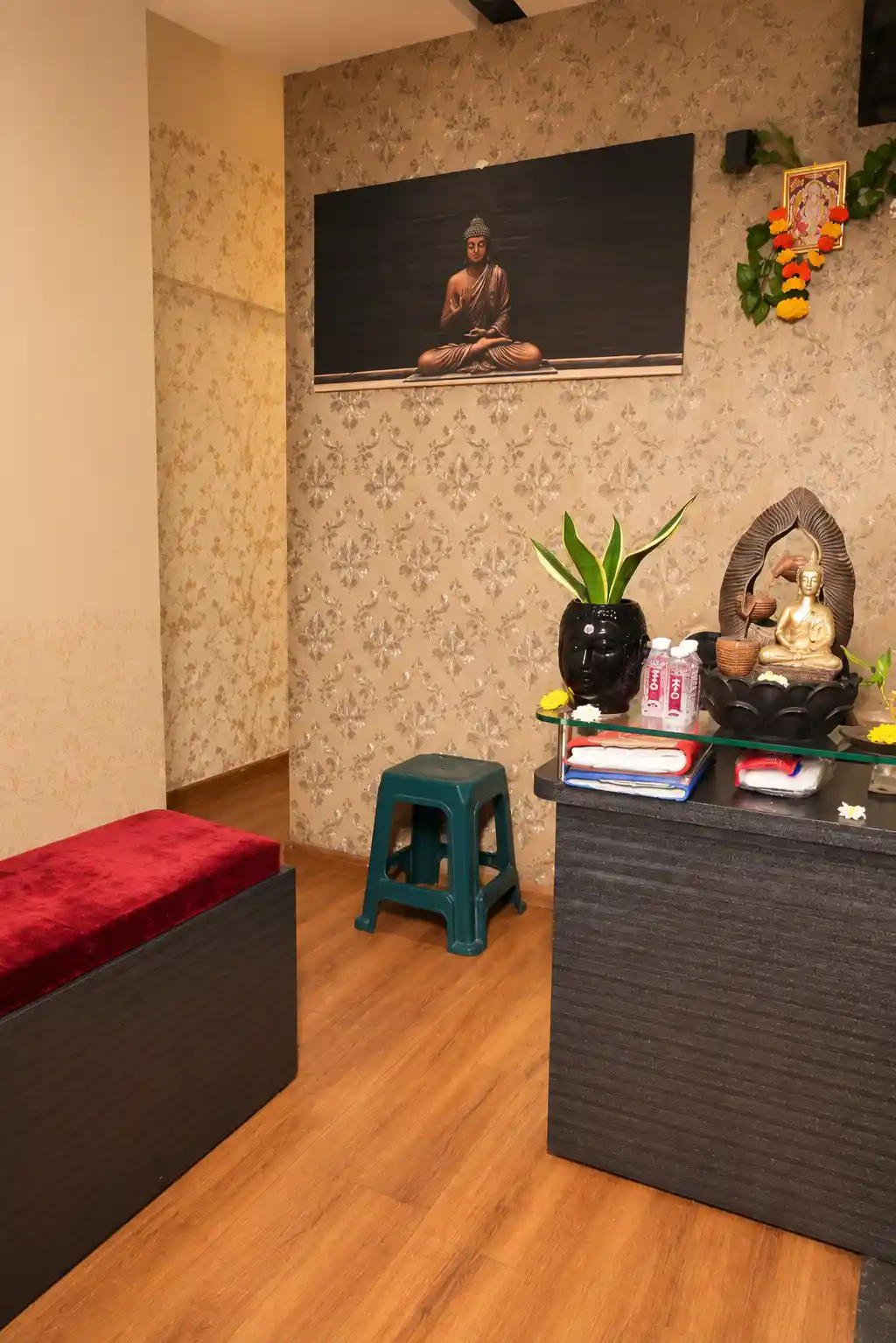 Reception at The Yuko Spa, spa in Andheri West